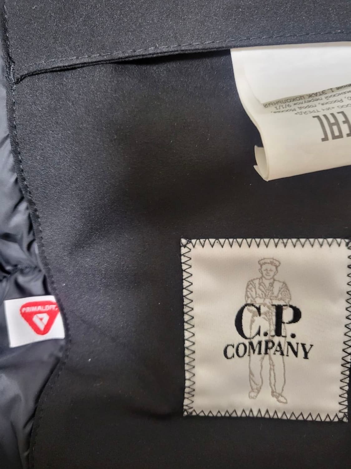 CP컴퍼니 프리마로프트 패딩자켓 상품이미지4