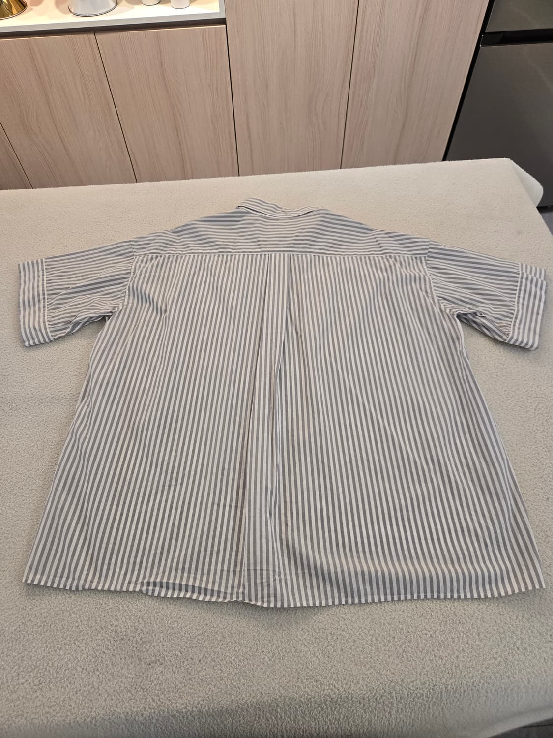 단톤 풀오버 스트라이프 반팔 셔츠 상품이미지9