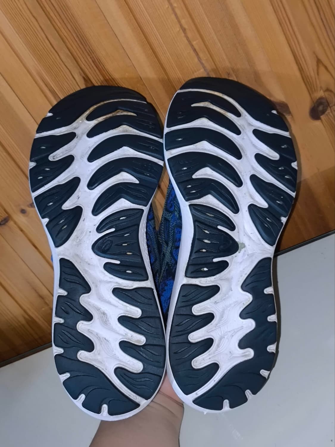 270mm 아식스 젤큐뮬러스 23 러닝화 상품이미지9