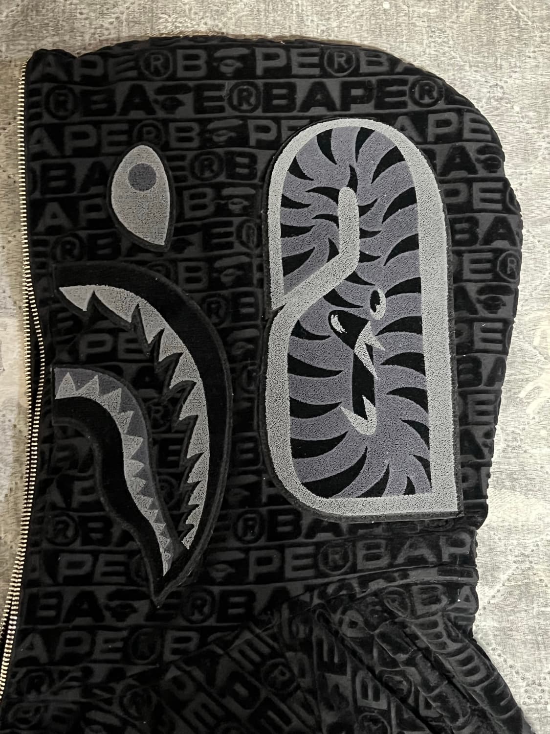 베이프 벨벳 샤크 패턴 후드집업 상품이미지6