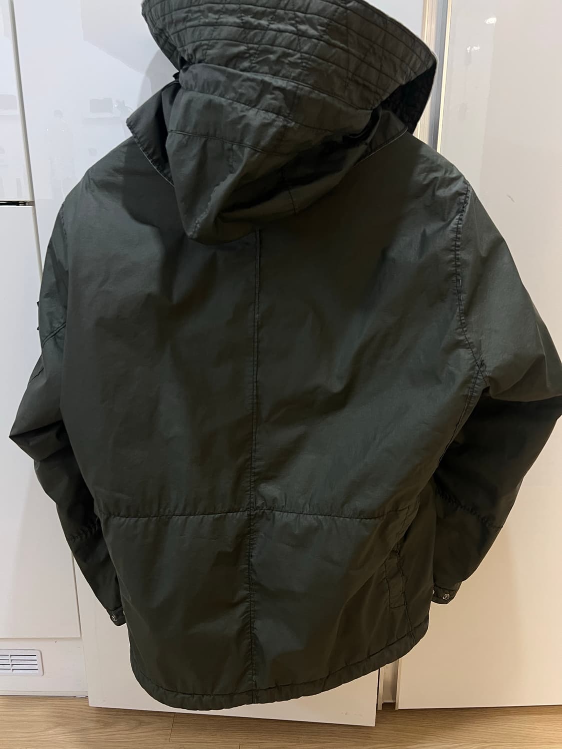 스톤아일랜드 쉐도우 카키나일론점퍼 100-105 (새상품급,한정판) 상품이미지2