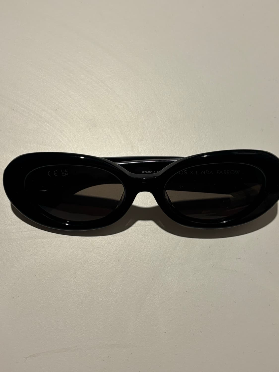 코스 린다페로우 선글라스 상품이미지1