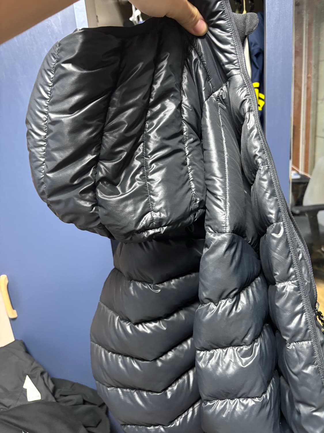 살로몬 프로 경량패딩 상품이미지2