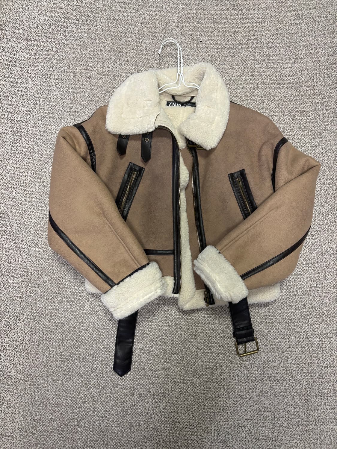 자라 ZARA 무스탕 자켓 상품이미지1