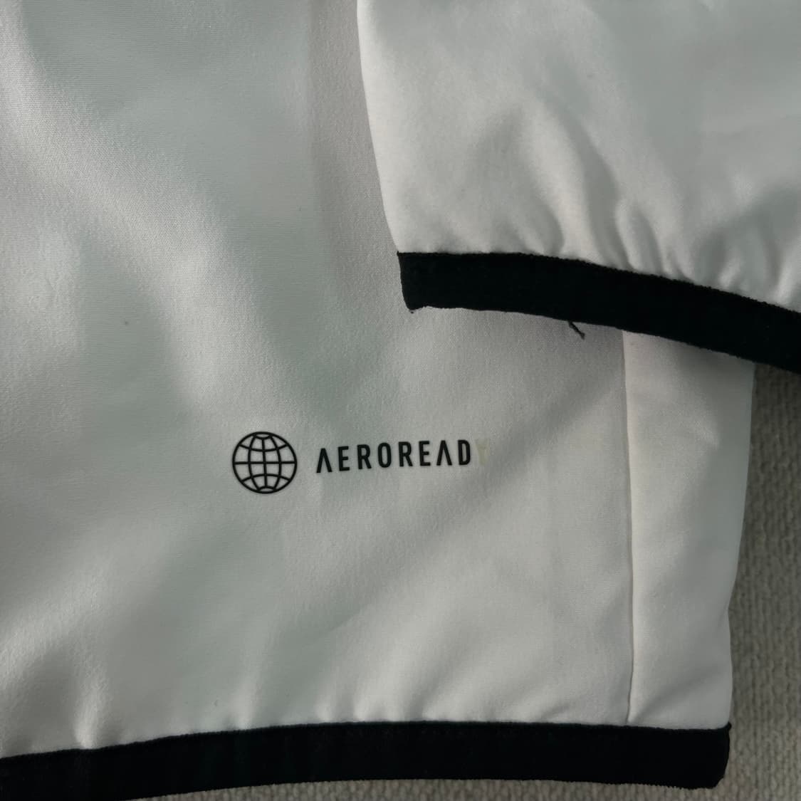 100 아디다스 티로 23 리그 윈드브레이커 화이트 자켓 상품이미지6