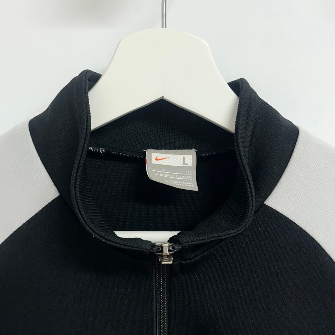 나이키 스우시 블랙 그레이 져지 상품이미지3