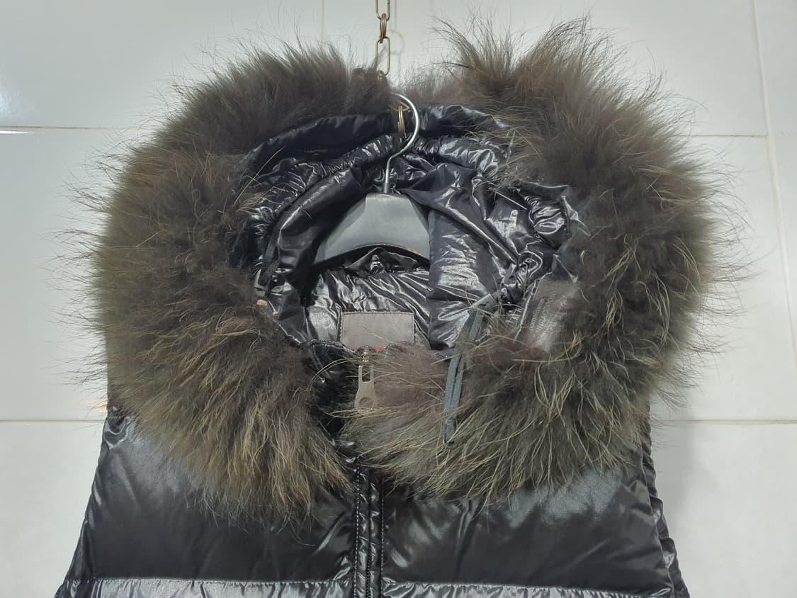 듀베티카 여성 후드 패딩 조끼(정품)
 상품이미지2