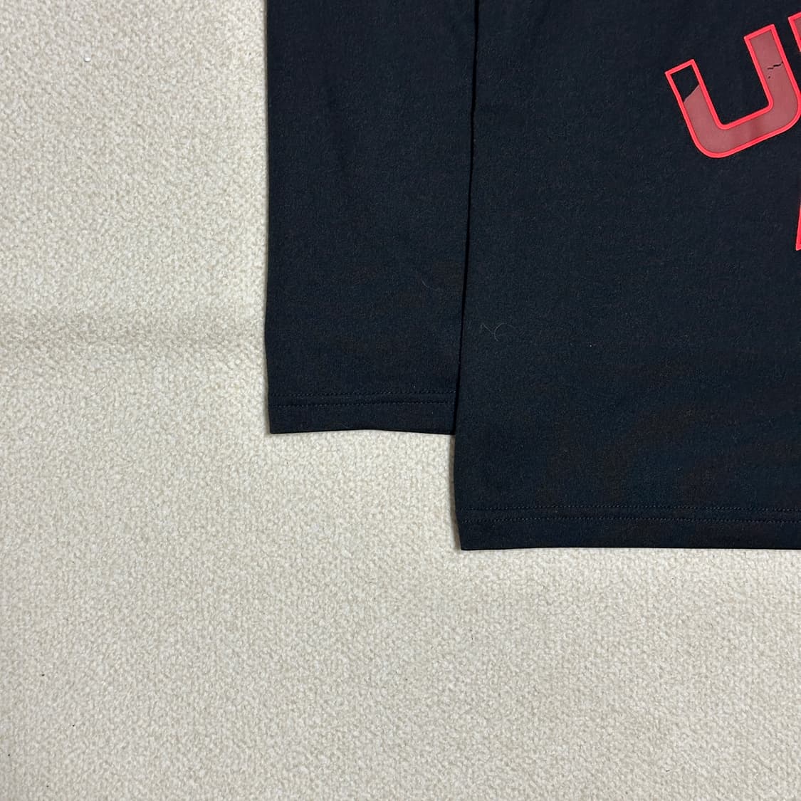 언더아머 UA 테크 로고 롱슬리브 티셔츠 상품이미지4