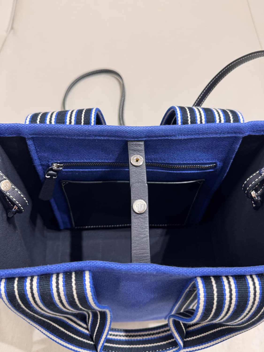 로로피아나 수트케이스 스트라이프 미니 상품이미지6