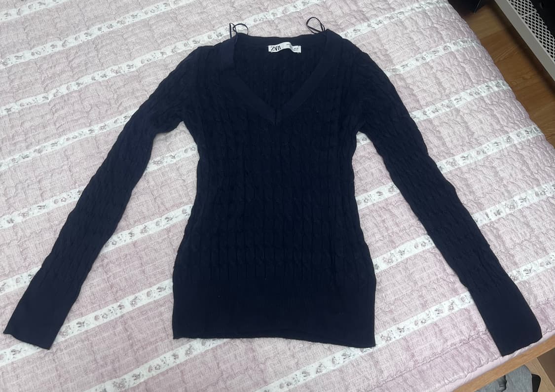 자라 브이넥 니트 상품이미지1