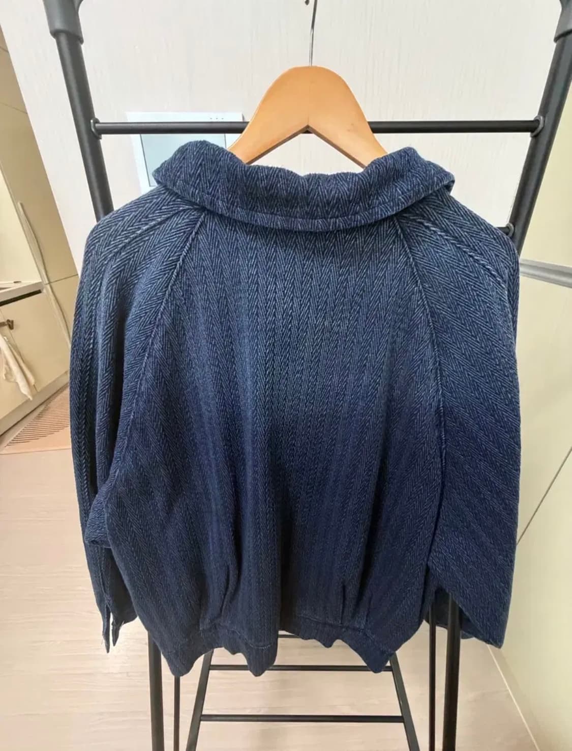 51퍼센트 헤링본 크롭 점퍼 상품이미지5