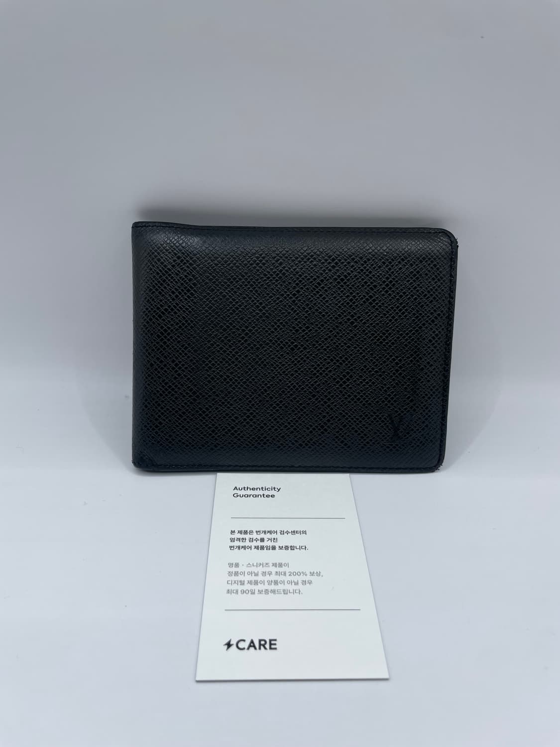 루이비통 타이가 반지갑 블랙 M32809 상품이미지1