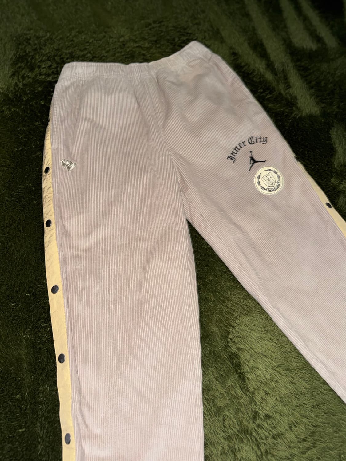 [L] 조던 X 러셀 웨스트브룩 아너 더 기프트 코듀로이 팬츠 상품이미지7