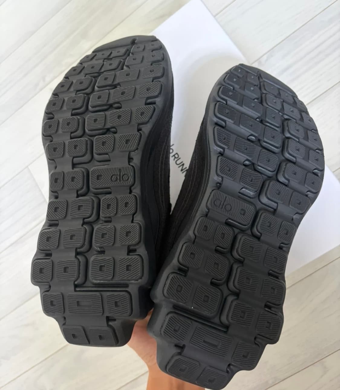 alo 러너 스니커즈 상품이미지3