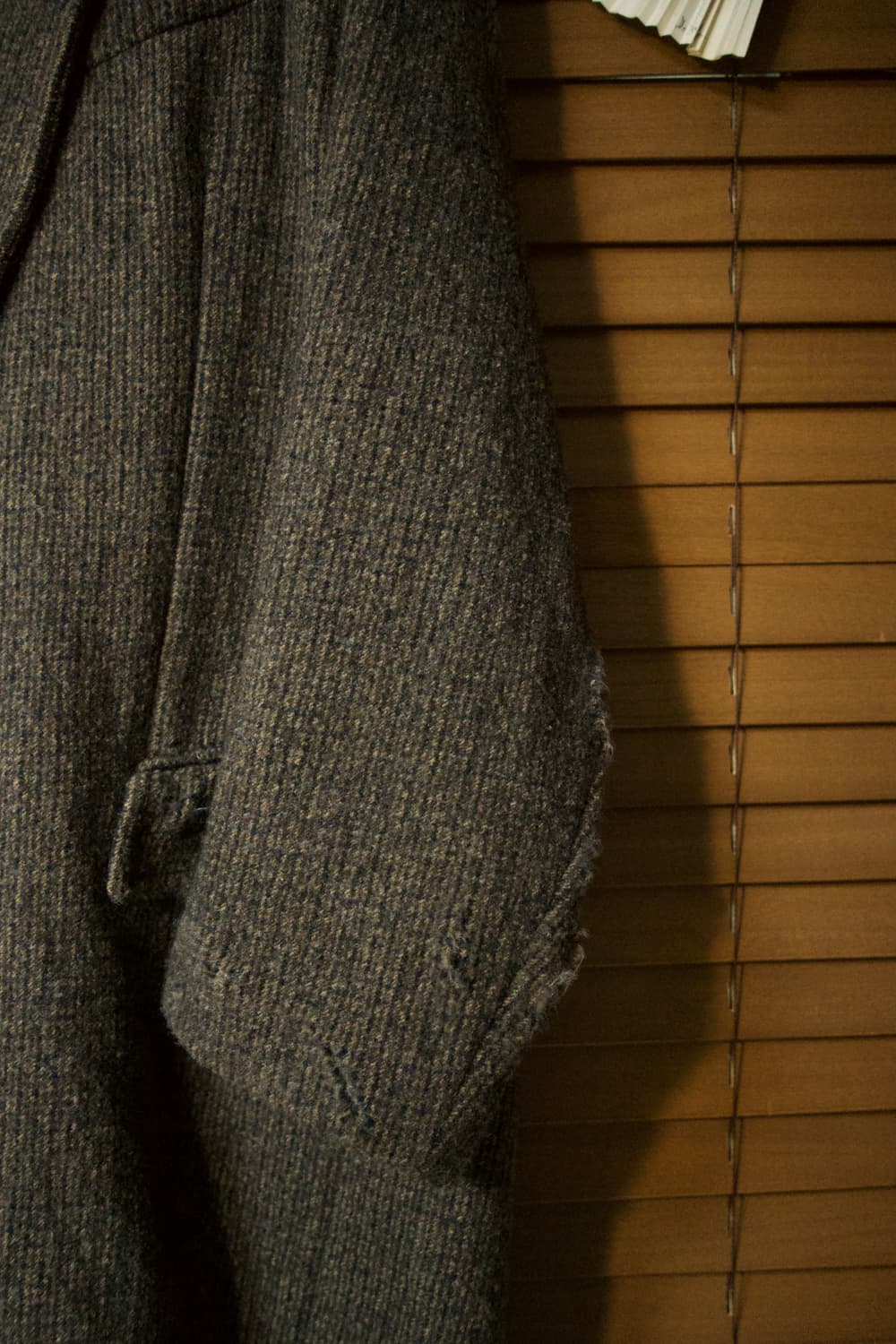 발렌시아가 디스트로이드 디스트레스드 코트 런웨이피스 상품이미지8