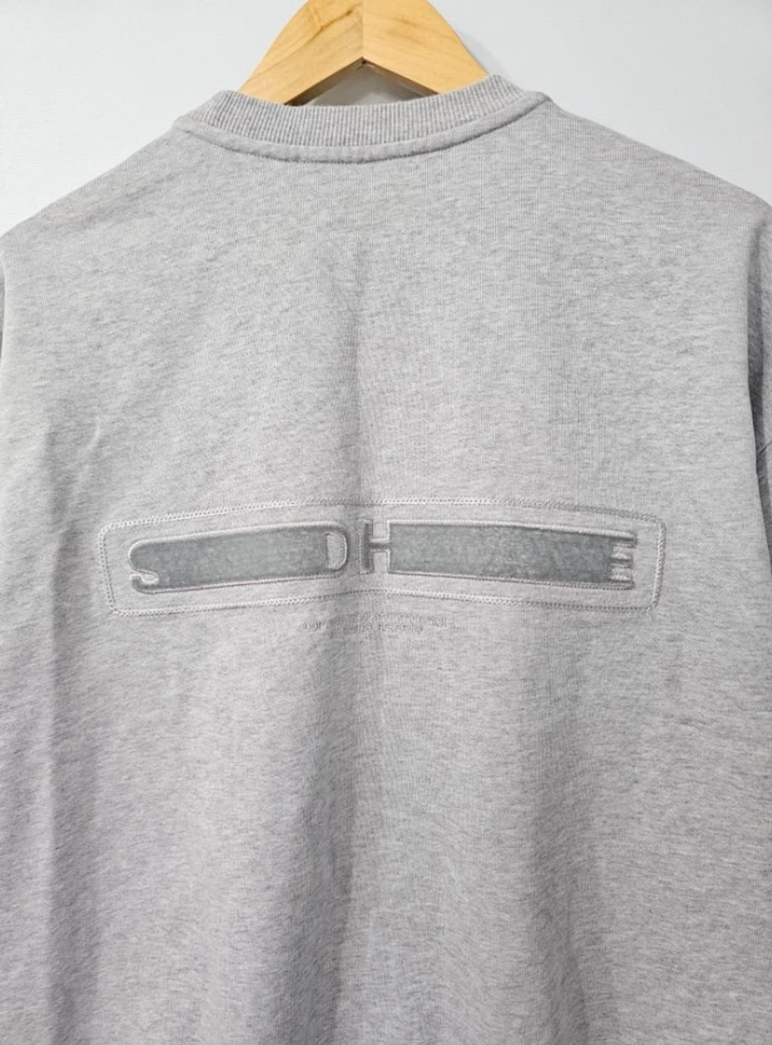 솔리드옴므 우영미 오버핏 티셔츠 맨투맨 100 FW2023 상품이미지5