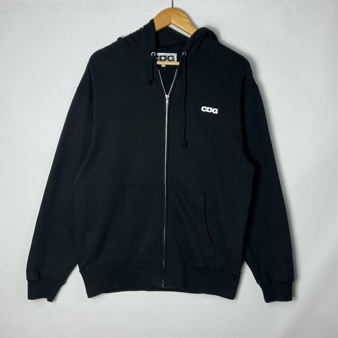 [CDG] 꼼데가르송 빅로고 프린팅 후드집업 상품이미지2