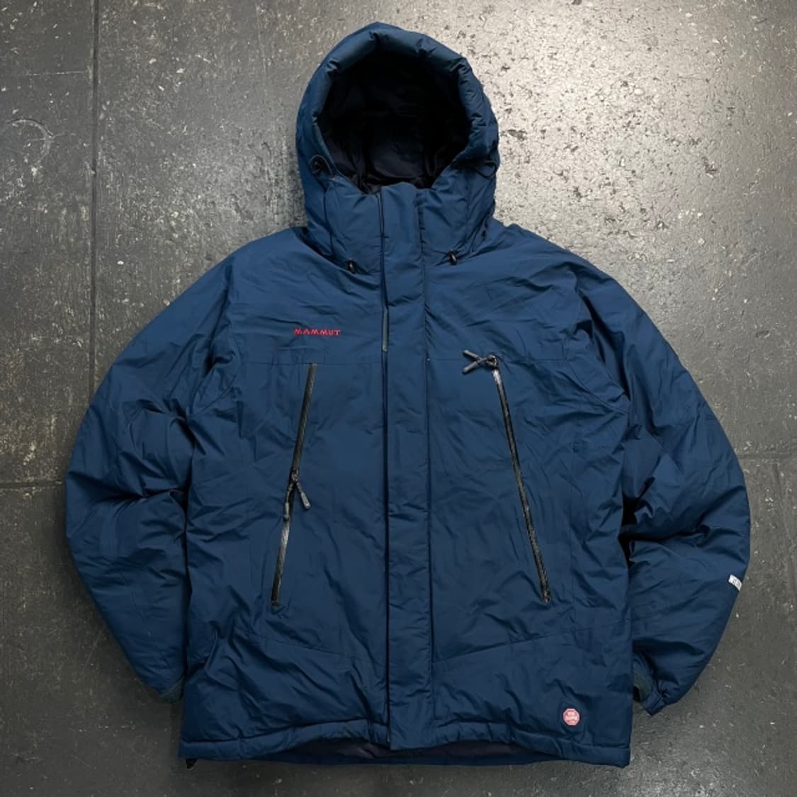 100 마무트 윈드스토퍼 스노우필드 패딩 상품이미지1