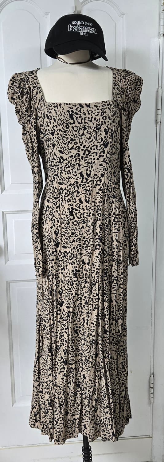 소치이 비건레더자켓과 자라 레오파드 원피스 상품이미지8