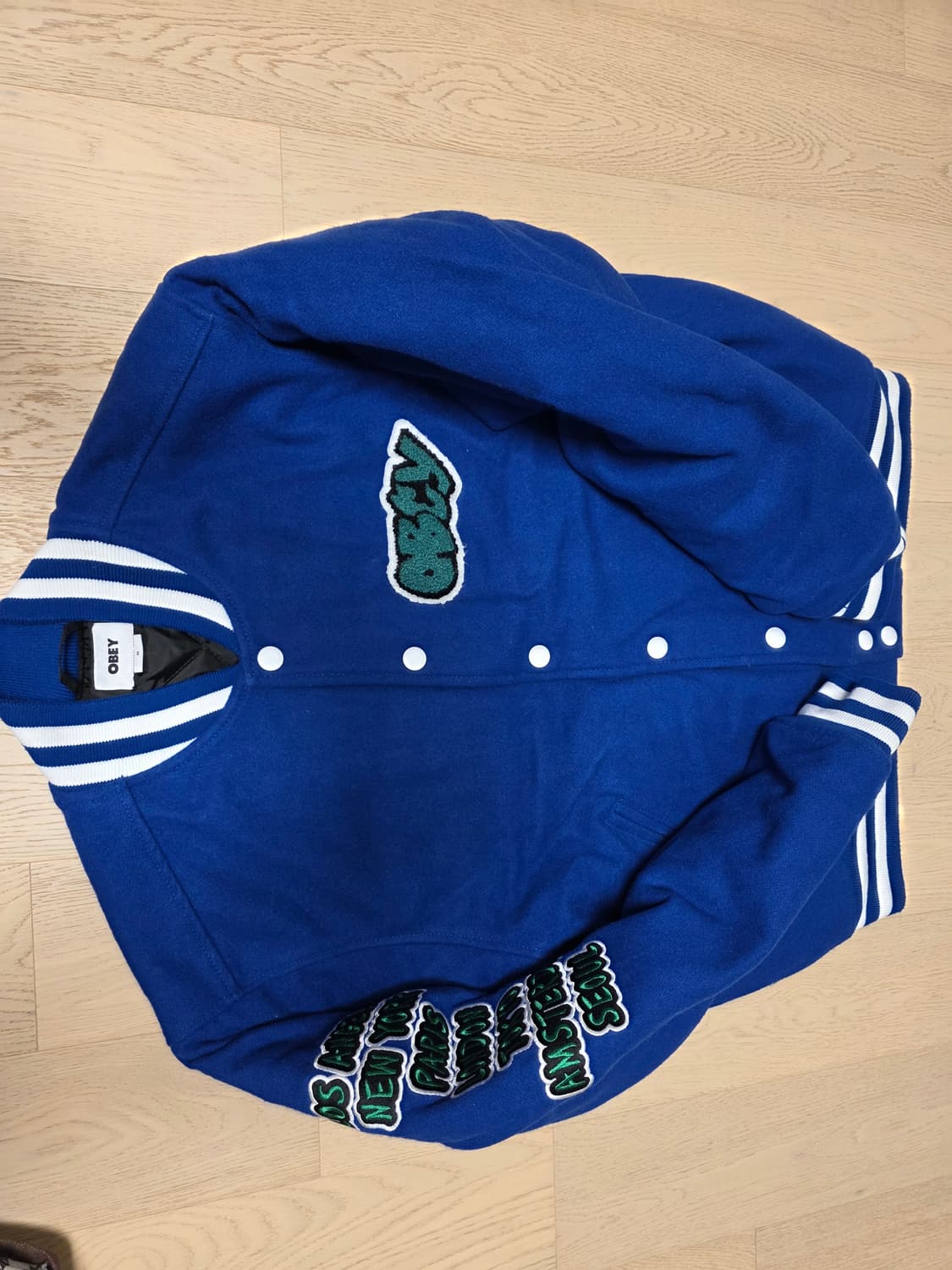 Obey baseball jacket 상품이미지1