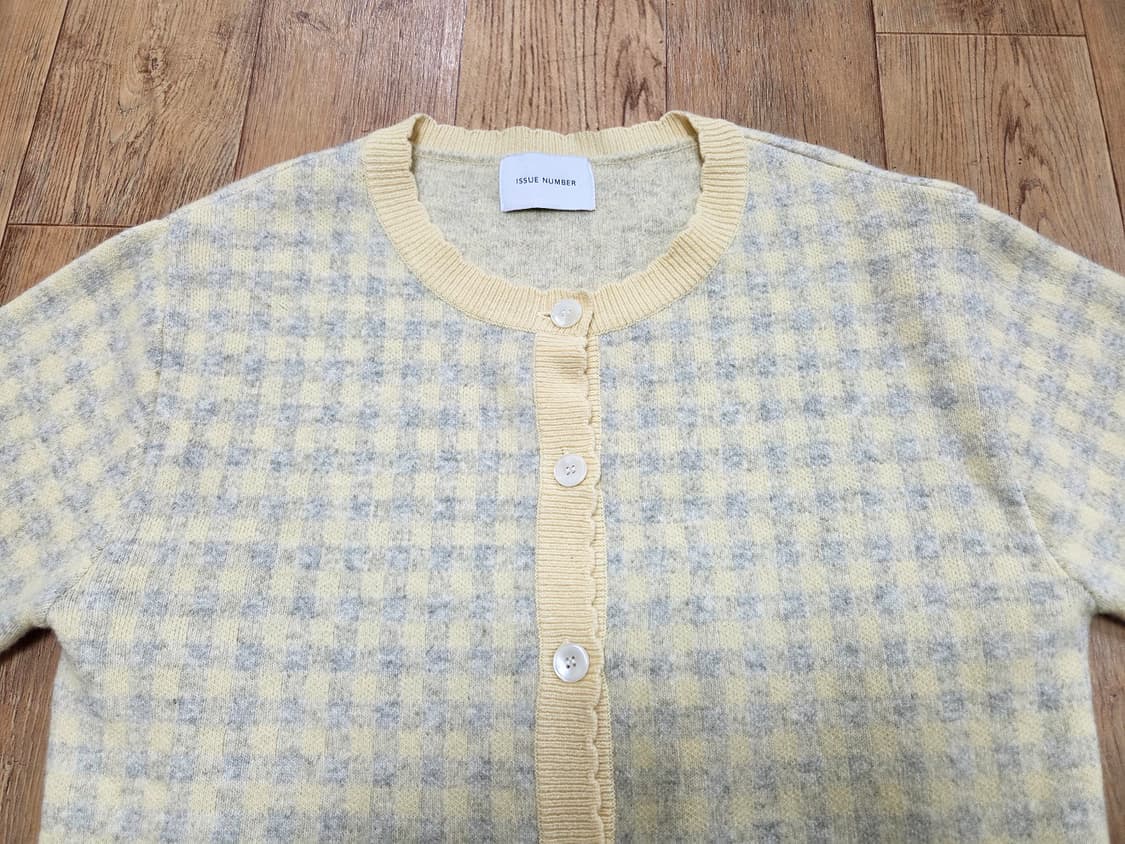 이슈넘버(ISSUE NUMBER) 램스울 체크패턴 가디건 프리사이즈 상품이미지7