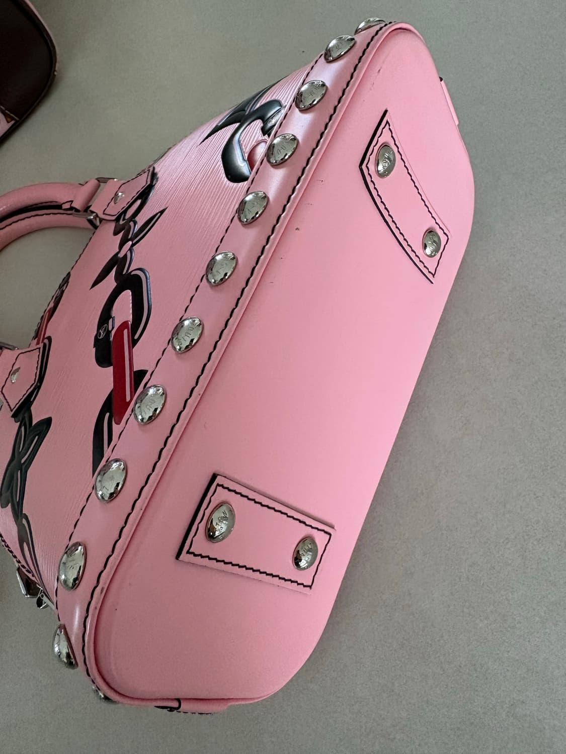 루이비통 알마 BB 에삐 핑크 M42587 상품이미지4