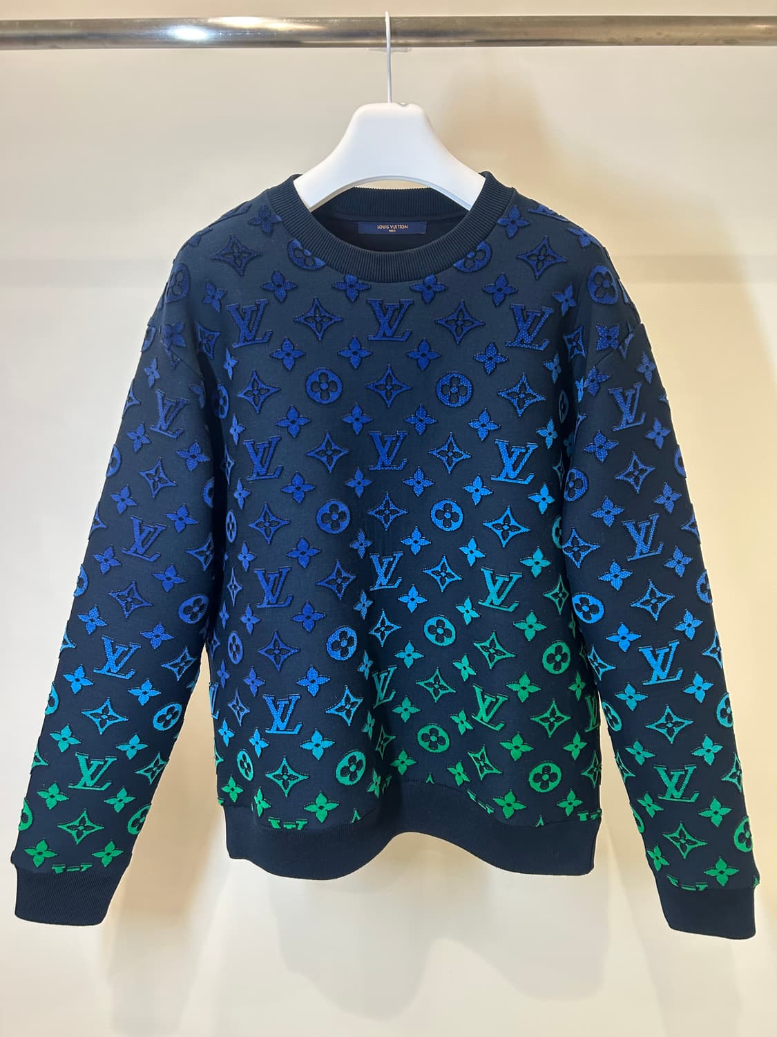 [정품/중고] 루이비통 멀티컬러 맨투맨 상품이미지1