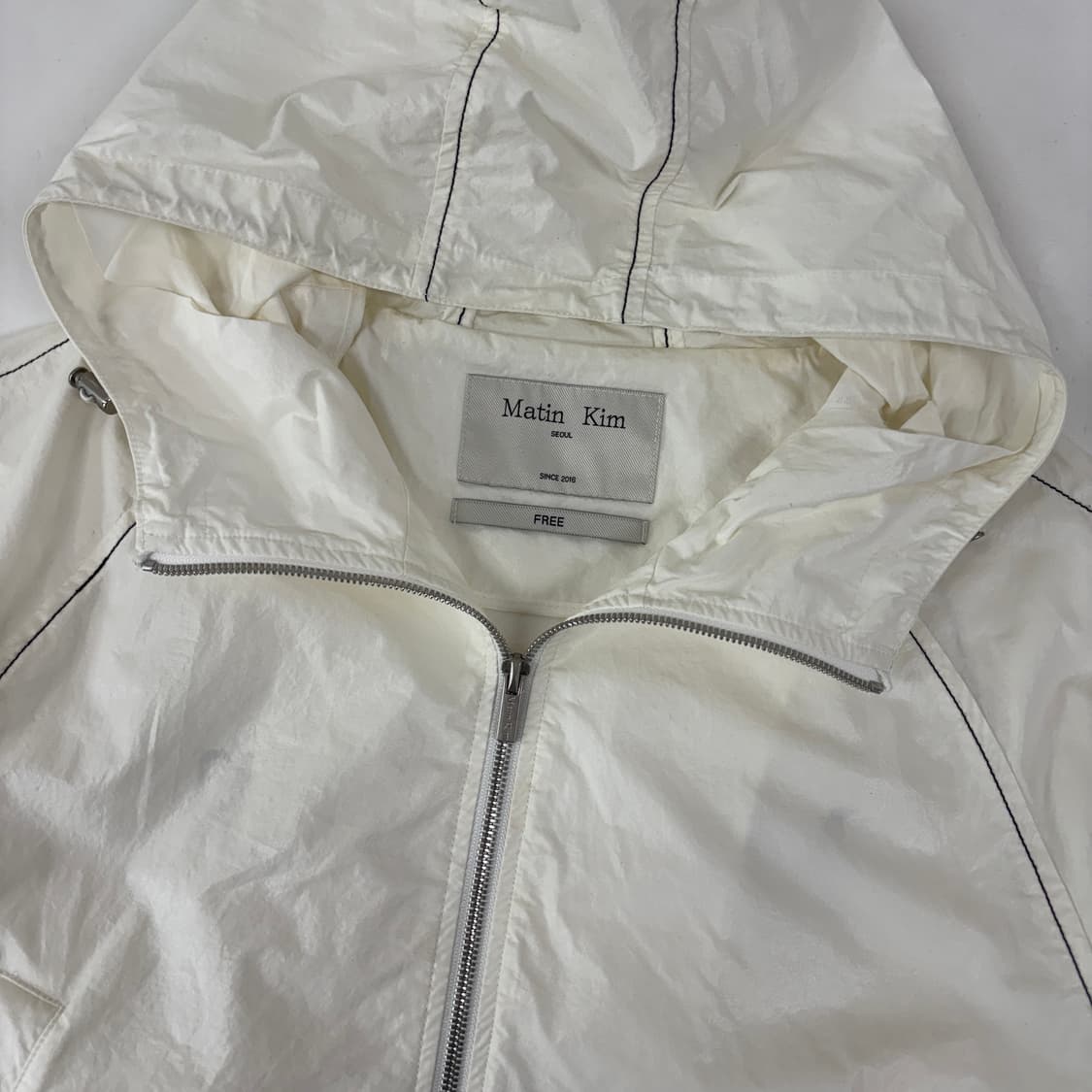 마뗑킴 코팅 후드 자켓 상품이미지4