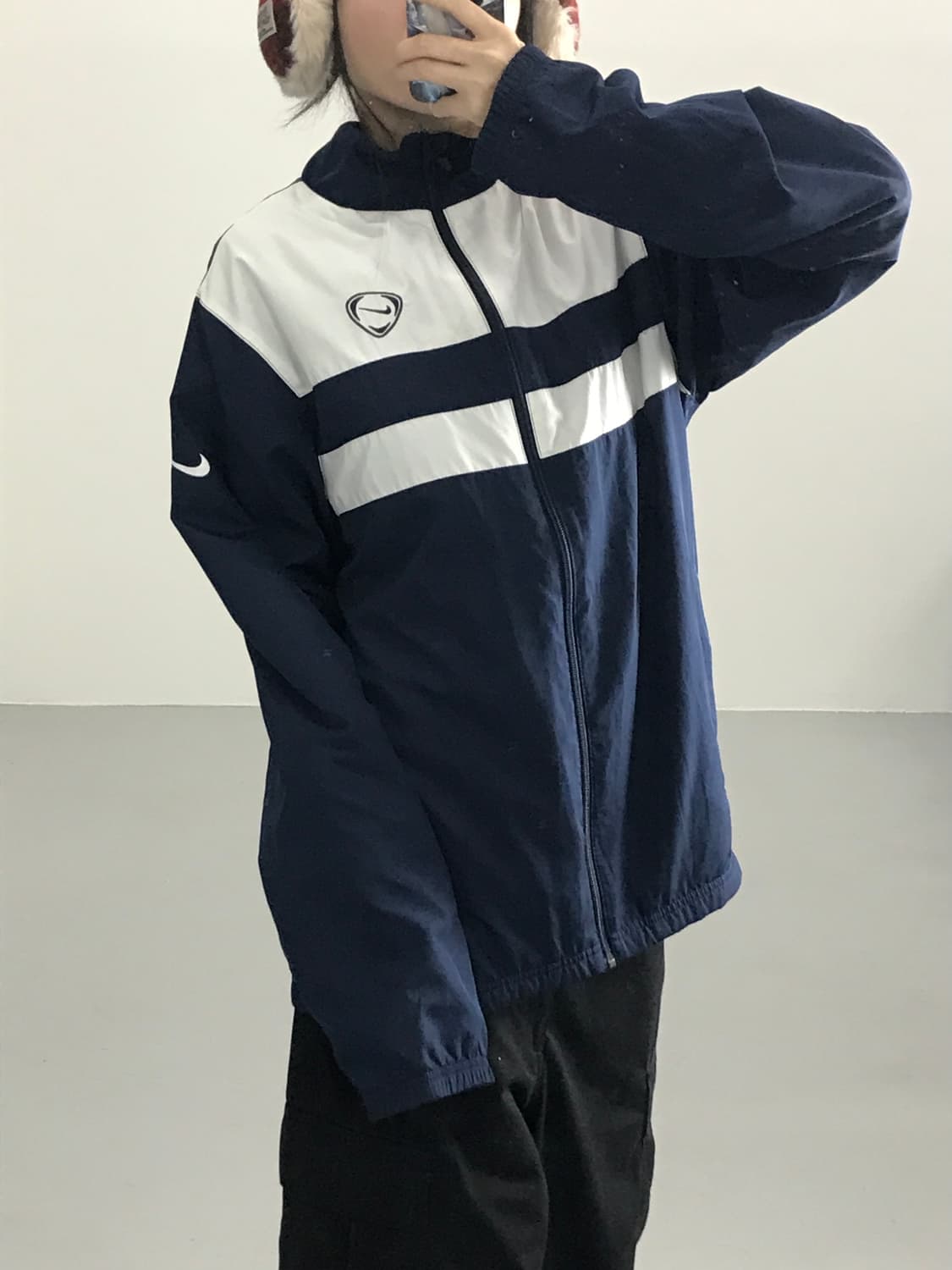 나이키 스몰로고 디테일 바람막이 상품이미지3