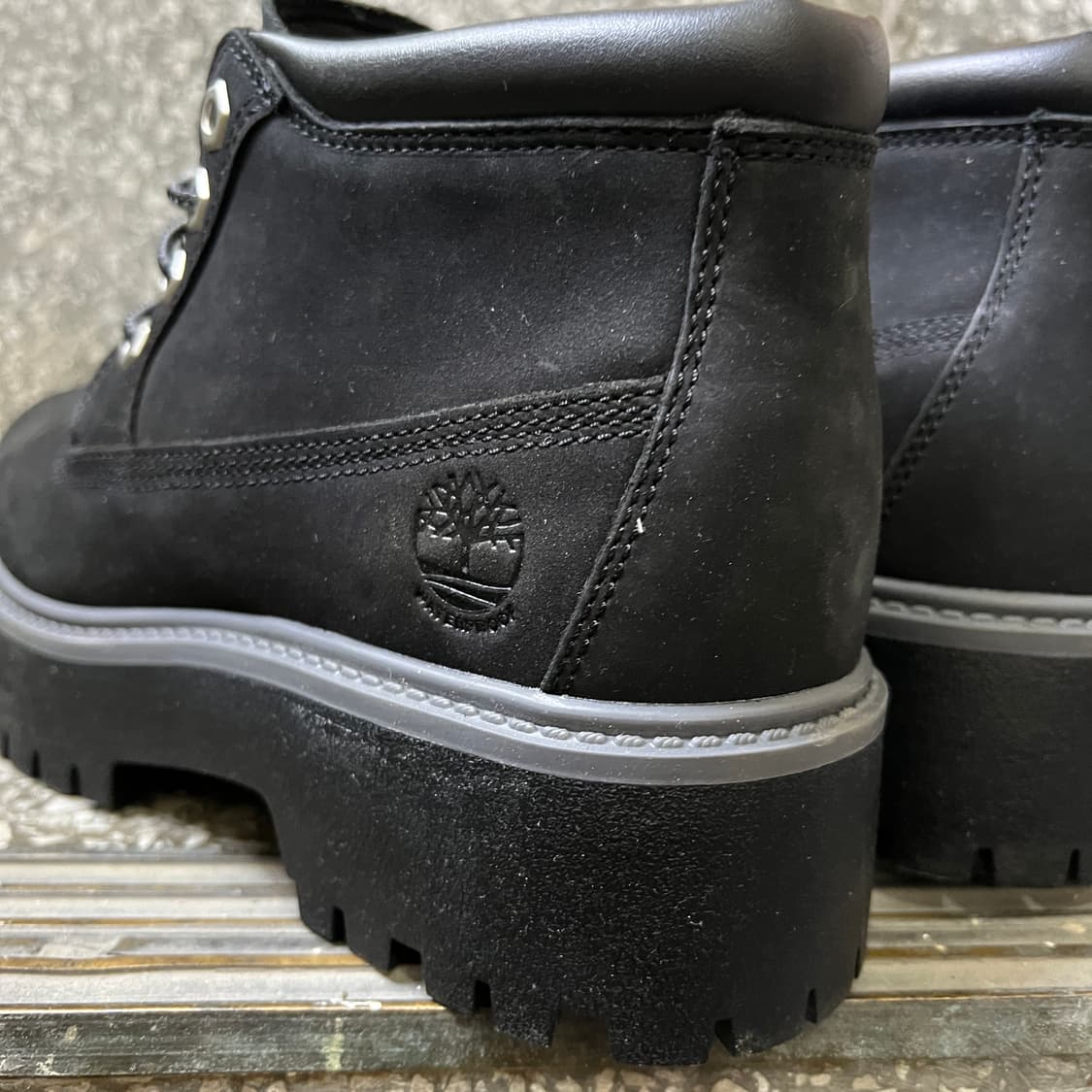 팀버랜드 스톤 스트리트 미드 플랫폼 워터프루프 추카 부츠 상품이미지4