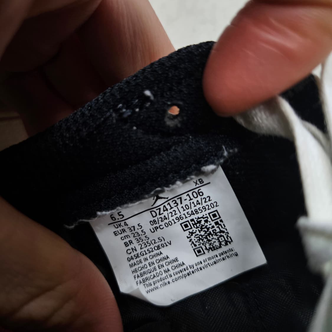 조던1 트래비스스캇 235 미디움 올리브 상품이미지7