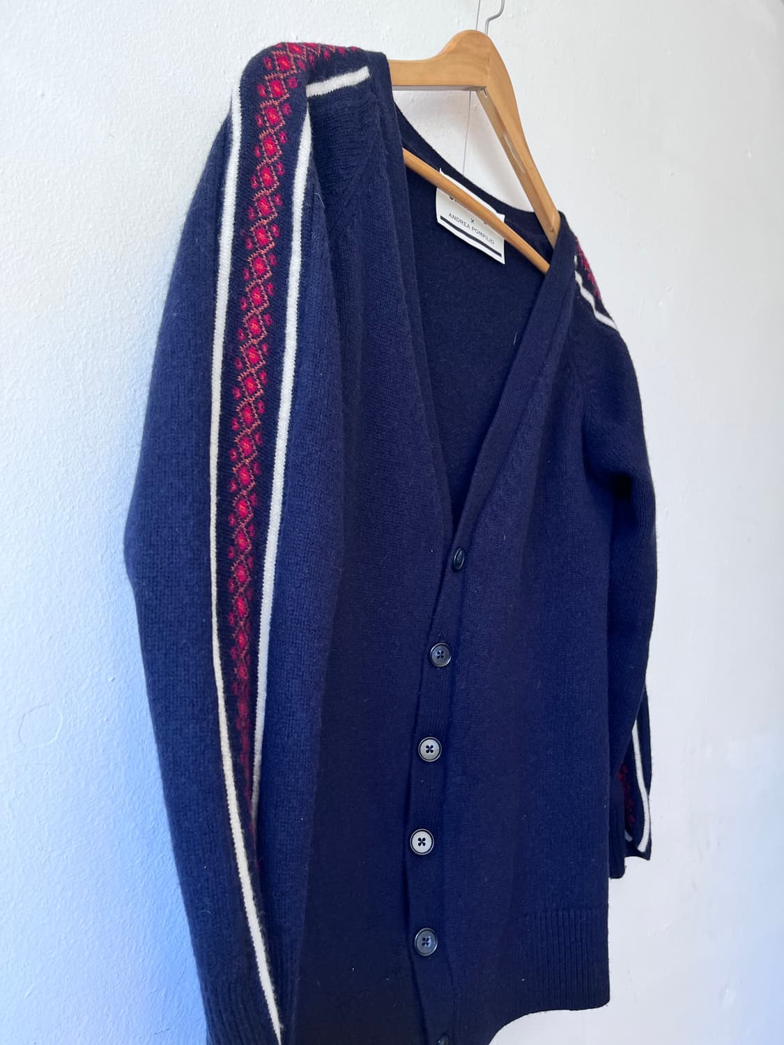 오니츠카타이거 & 안드레아 폼필리오 여성 네이비울혼방가디건 상품이미지4