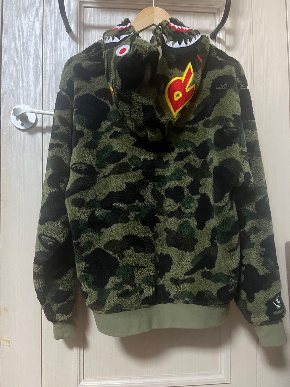 베이프 1ST CAMO 2ND SHARK BOA HOODIE  상품이미지5
