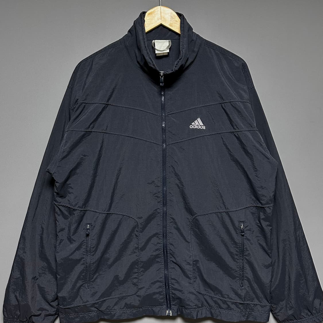 [XL]아디다스 챠콜 바람막이 상품이미지1