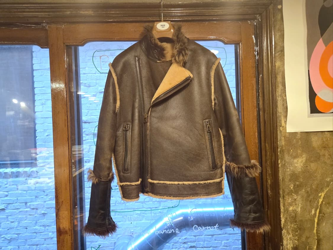 아비렉스 무스탕 상품이미지1