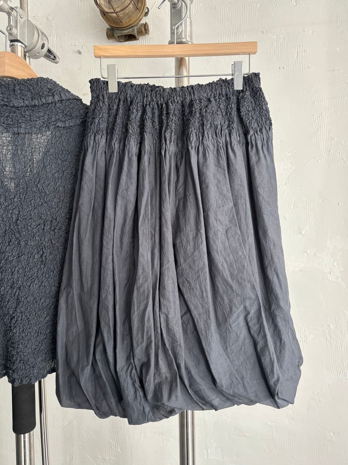 Issey Miyake 이세이미야케 블랙차콜컬러 링클 셋업 상품이미지7