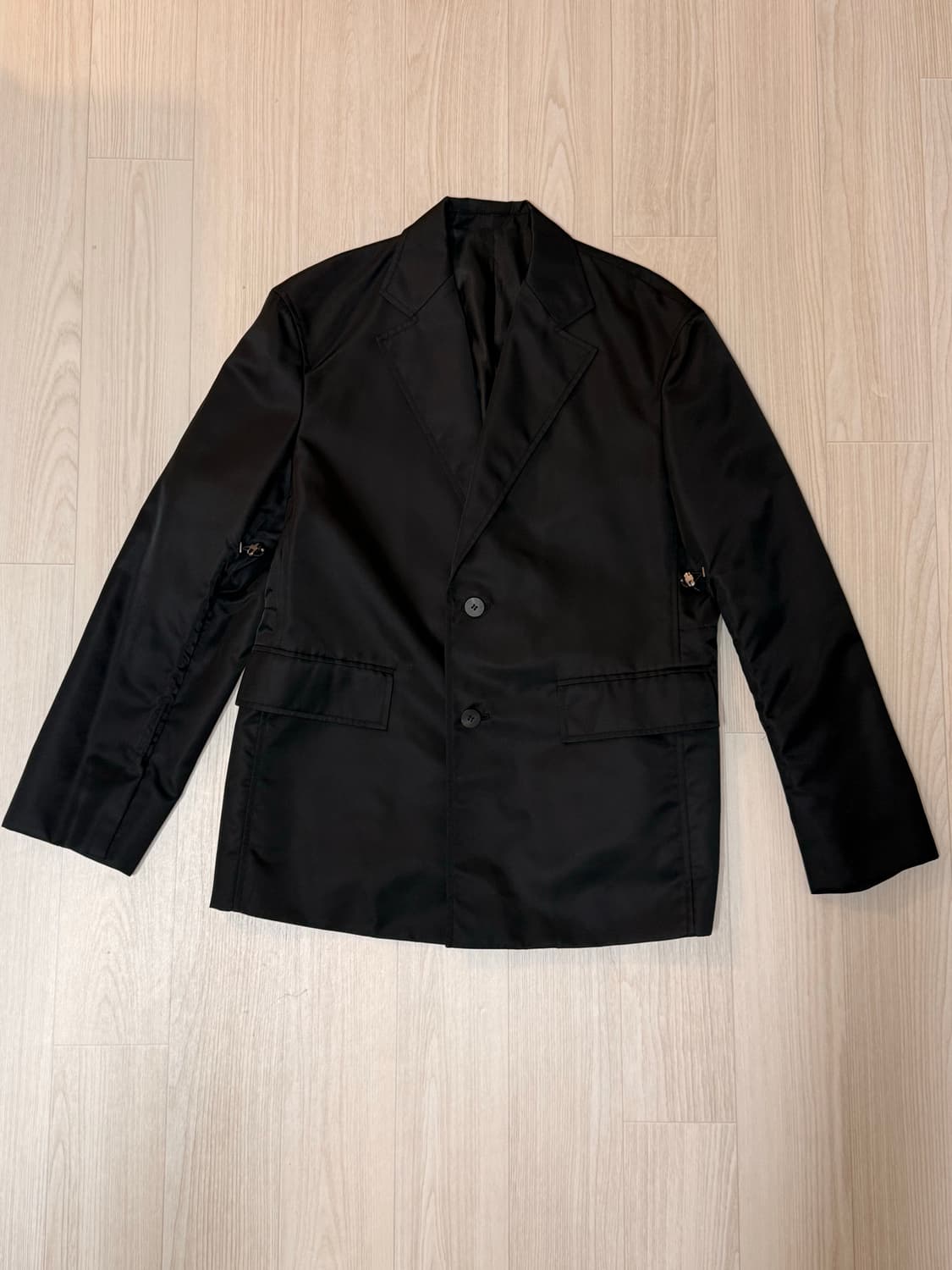 [미착용] 우영미 24SS 싱글 나일론 자켓 36 팝니다! 쿨거래네고 상품이미지1