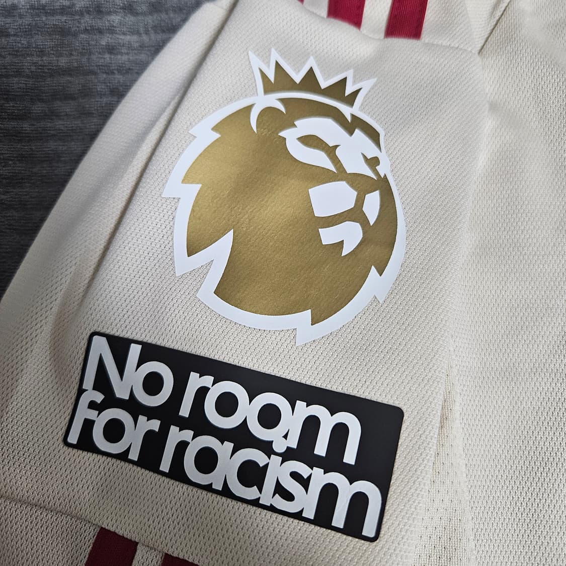 25/26 리버풀 원정 유니폼 (비르츠 마킹) 상품이미지3