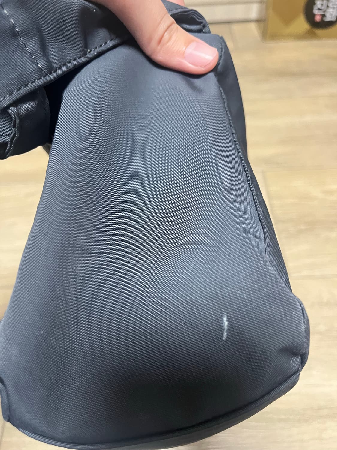 아모멘토 스퀘어 숄더백 네이비 상품이미지6