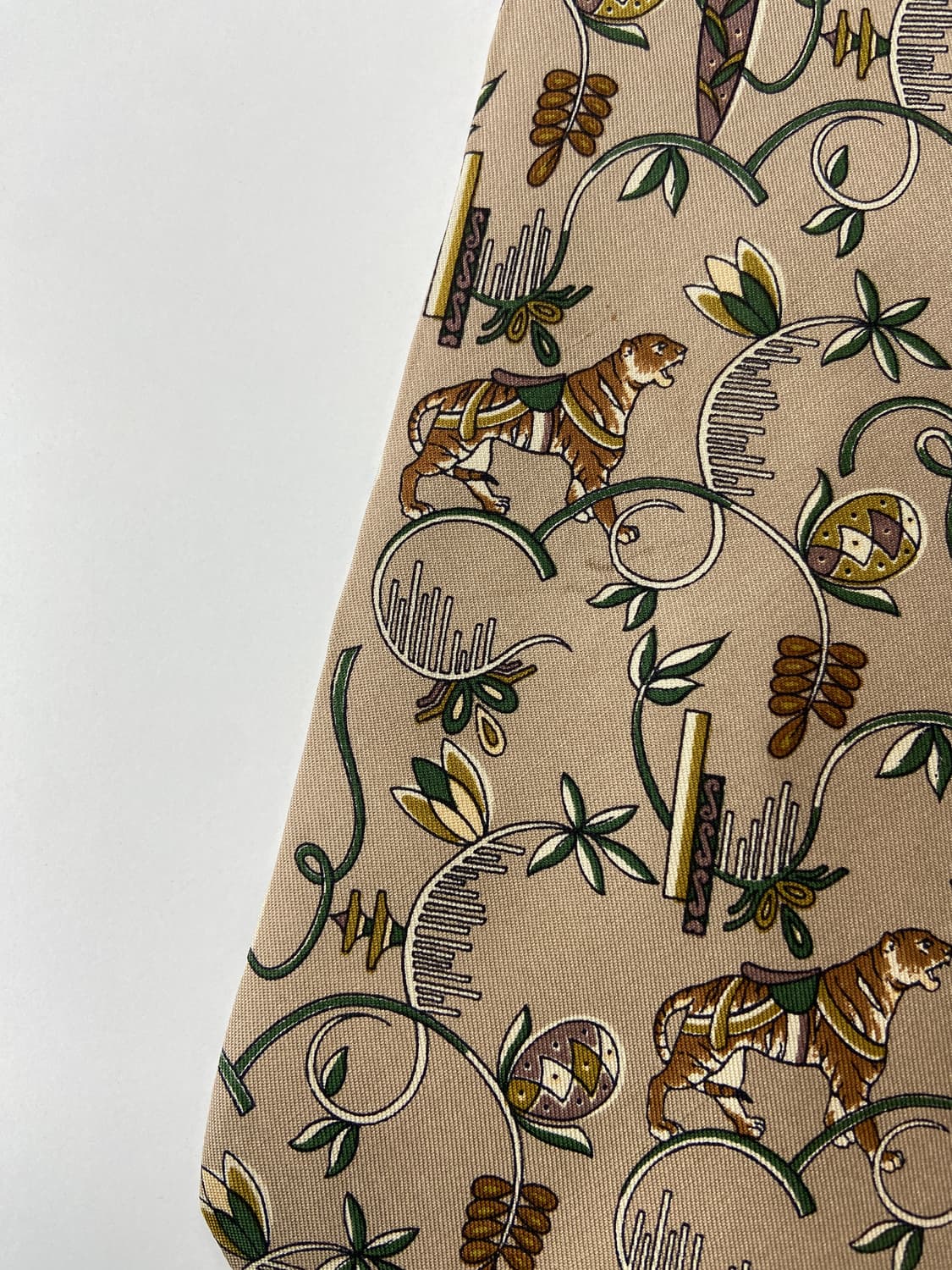 페레가모(Ferragamo) 명품 정품 넥타이 상품이미지8