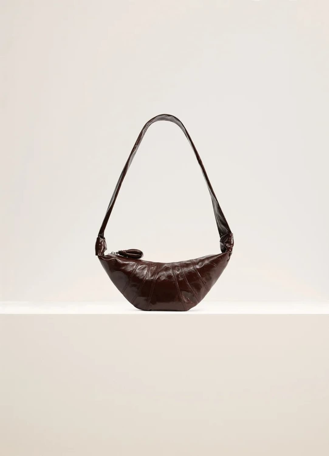 르메르 스몰 크루아상백 코티드 코튼 초콜릿 퐁당 상품이미지9