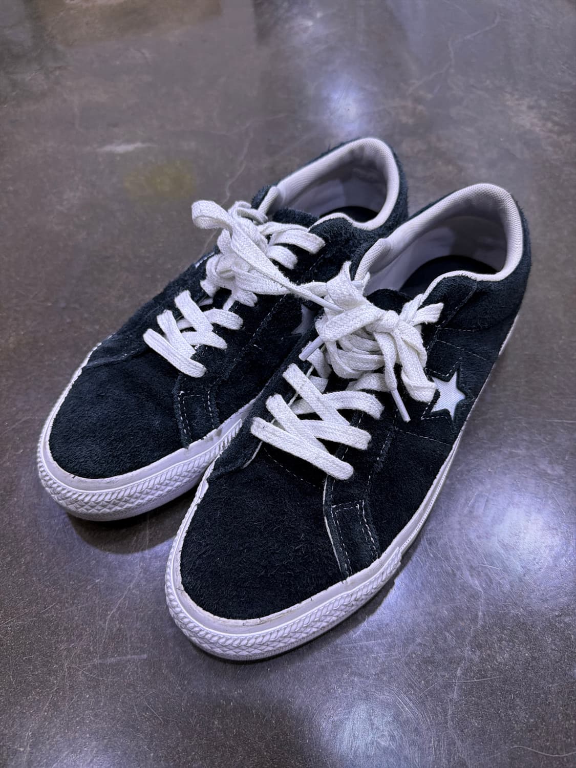 컨버스 원스타 로우 스웨이드 스니커즈 블랙 255 상품이미지1