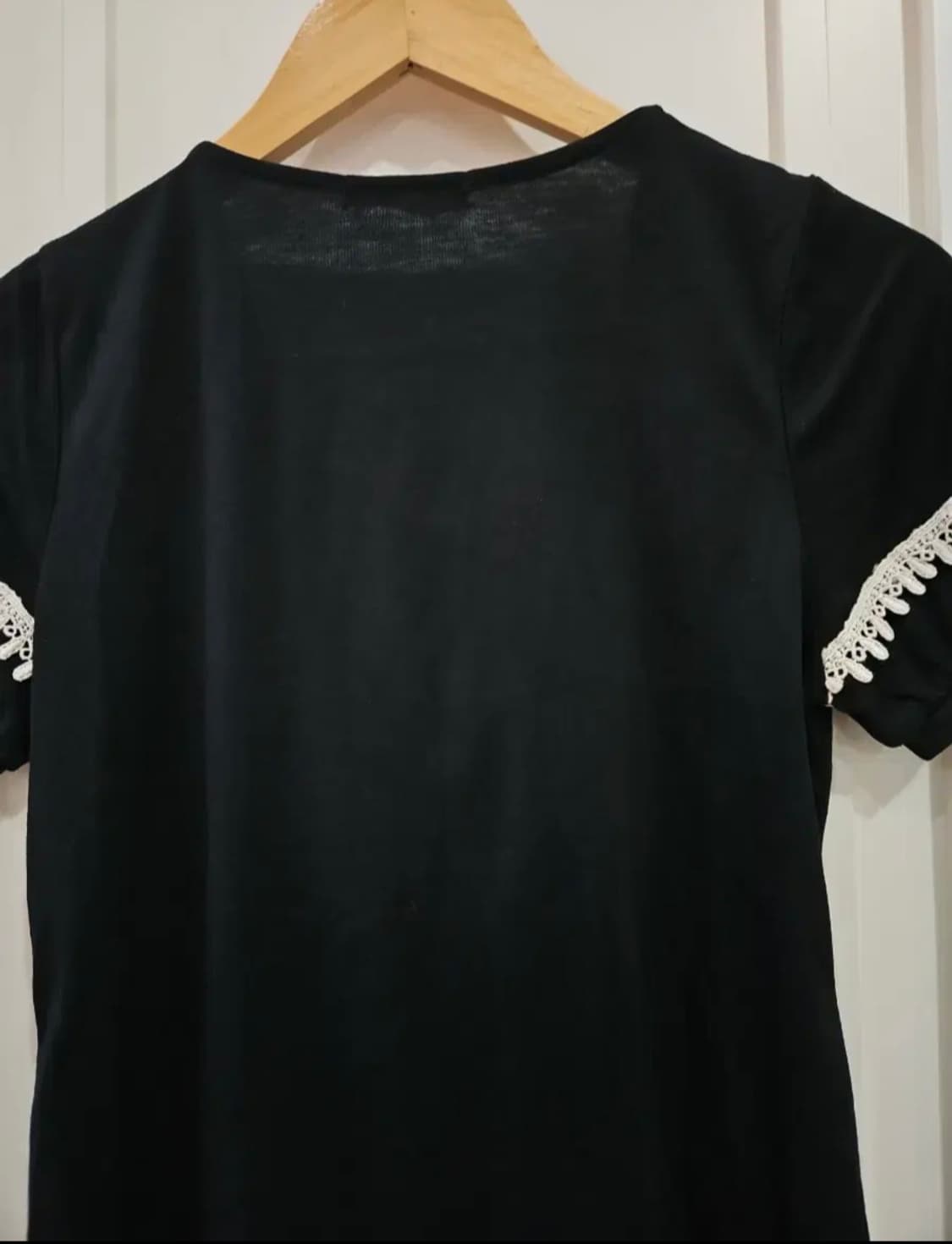 액시즈팜 블랙 리본 레이스 블라우스 상품이미지3