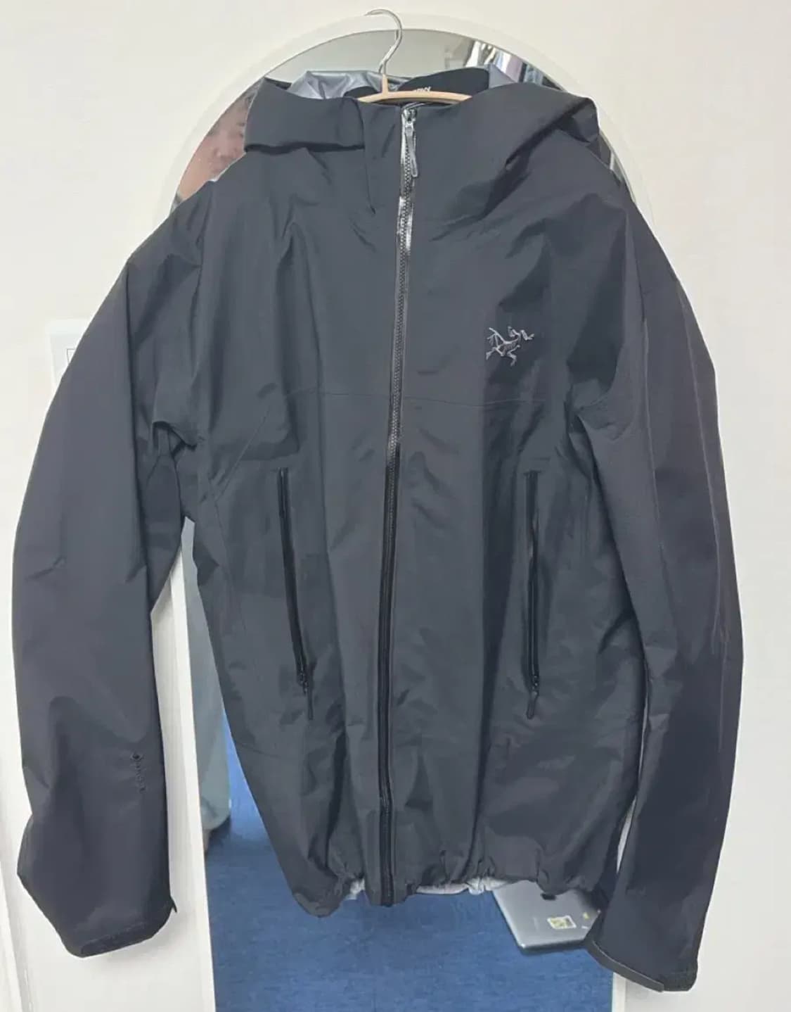 크림구매) 아크테릭스 베타 L 사이즈 블랙 색상  하자 아예 X  크림구 상품이미지1