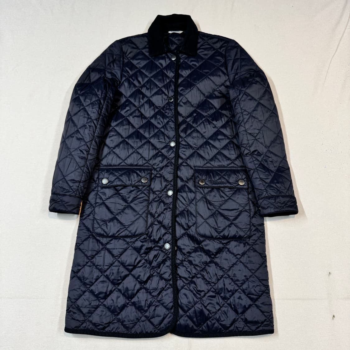 XS) Barbour 바버 여성 클래식 퀼팅 롱 자켓 상품이미지1