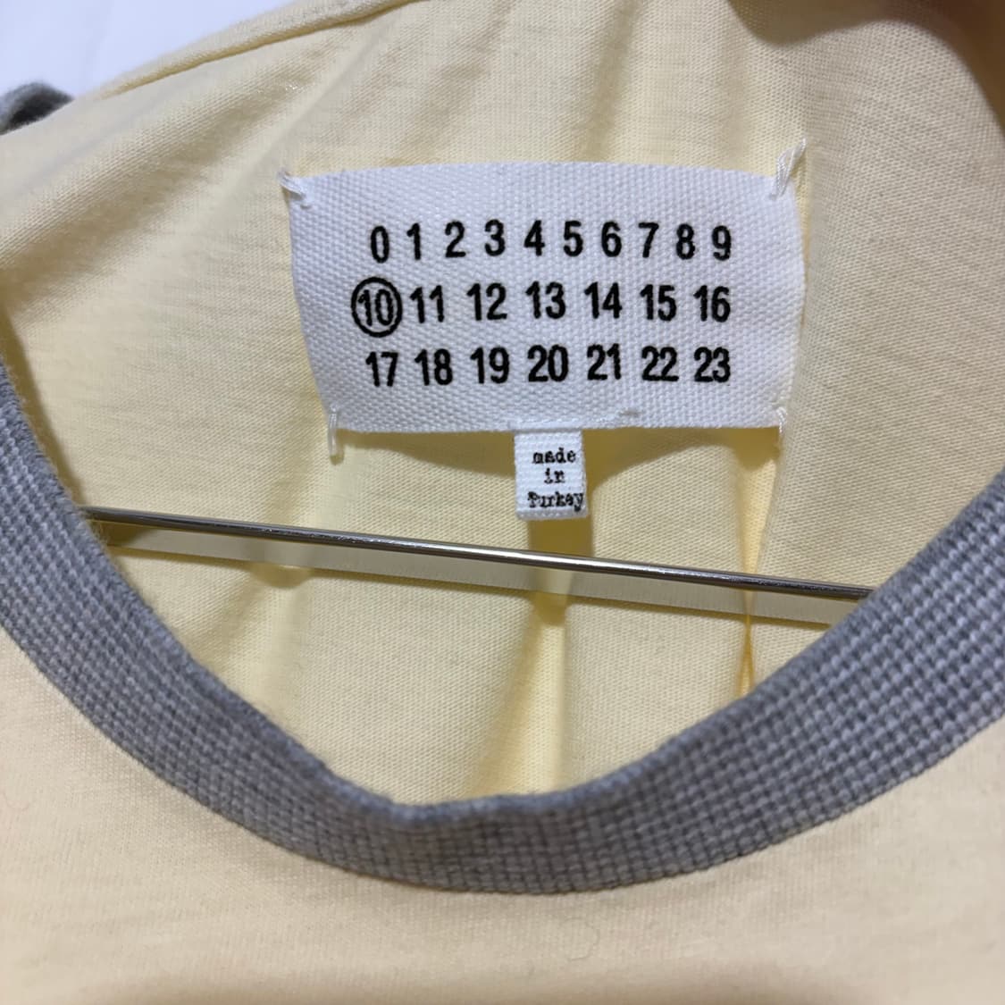 마르지엘라 백스티치 티셔츠 상품이미지2