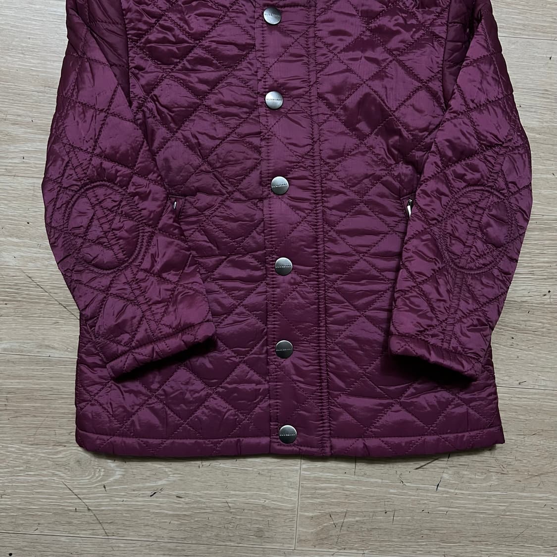 버버리 키즈 노바체크 후드 퀼팅자켓 점퍼 [딥퍼플] 3세 상품이미지3