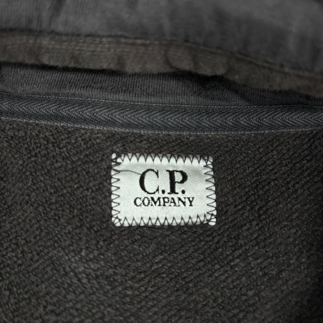 C.P company 씨피 컴퍼니 후드집업 상품이미지7