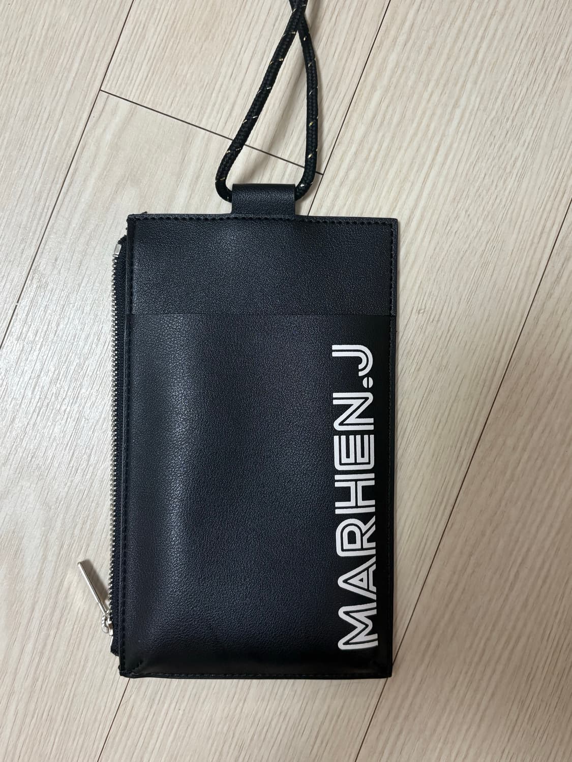 마르헨제이 롤리백 블랙 폰케이스 숄더백 상품이미지1