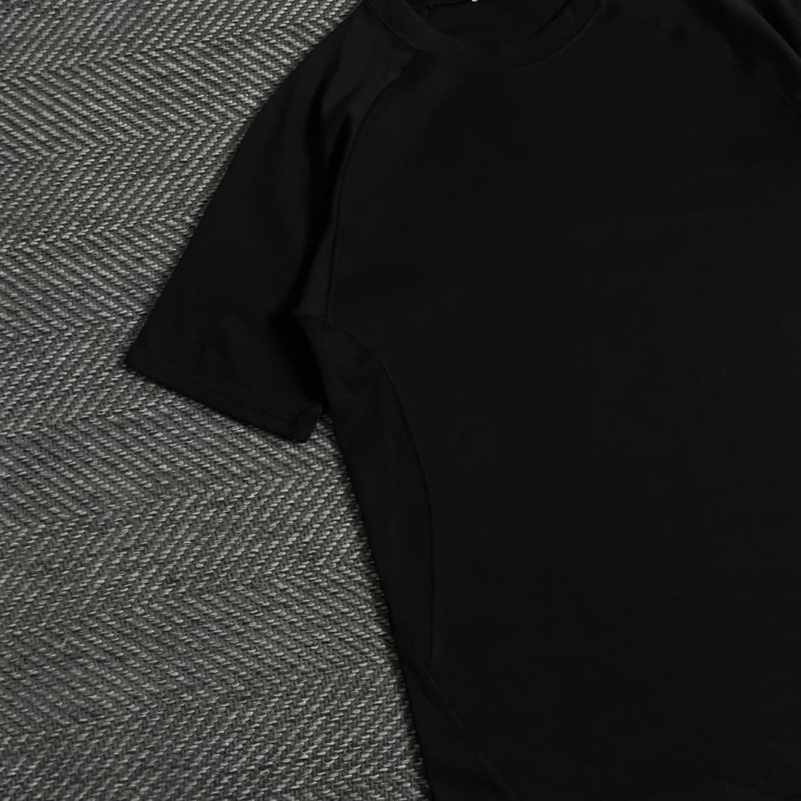 갬블 블랙 미니멀 머슬핏 티셔츠o 3421 상품이미지3